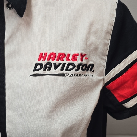 Harley-Davidson Black and Red Casual Button Down Shirt - Picture 4 of 9
